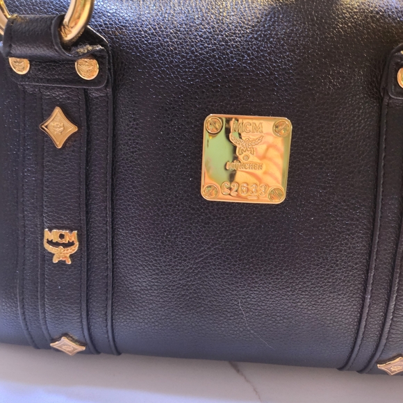 MCM Leather Boston Bag GORGEOUS - Picture 2 of 15